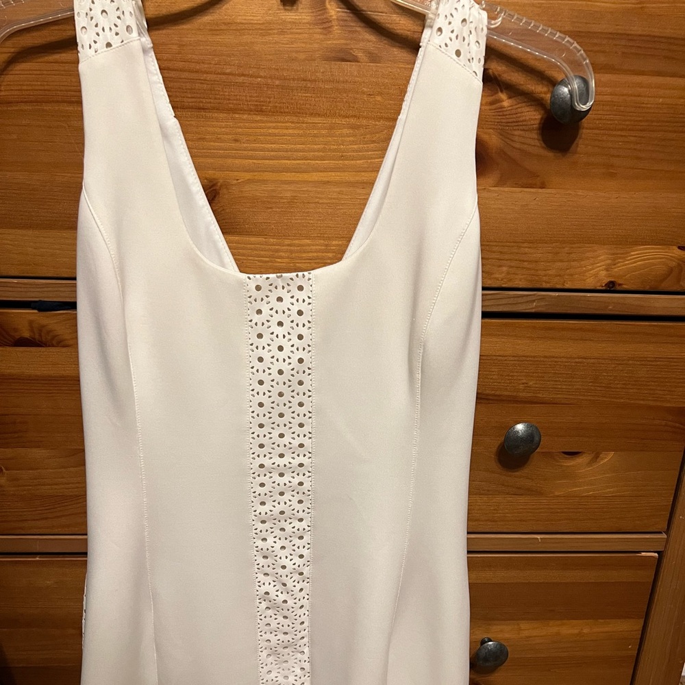 Little White Dress by GUESS 👗